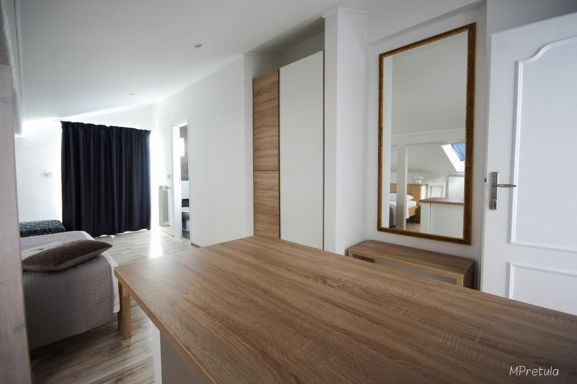 Apartments And Rooms Degra Umag Ruang foto